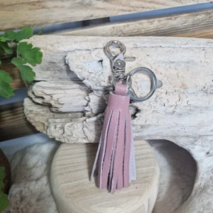 Porte-clés pompon en cuir